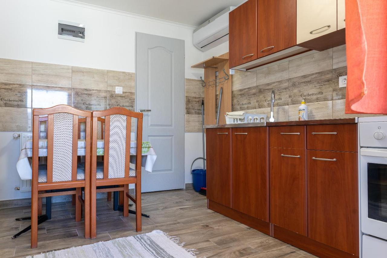 Lili Apartman Harkány Extérieur photo