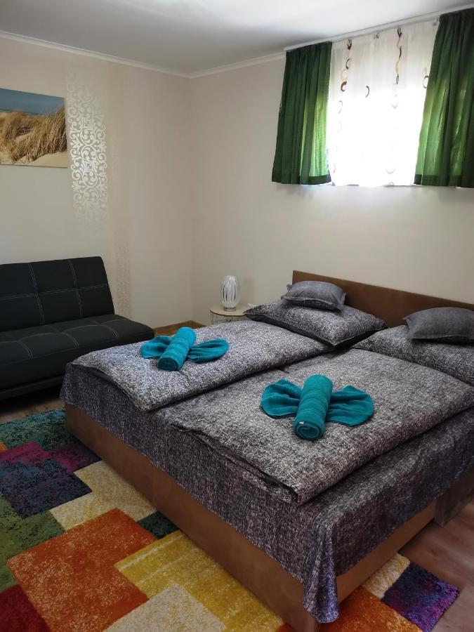 Lili Apartman Harkány Extérieur photo