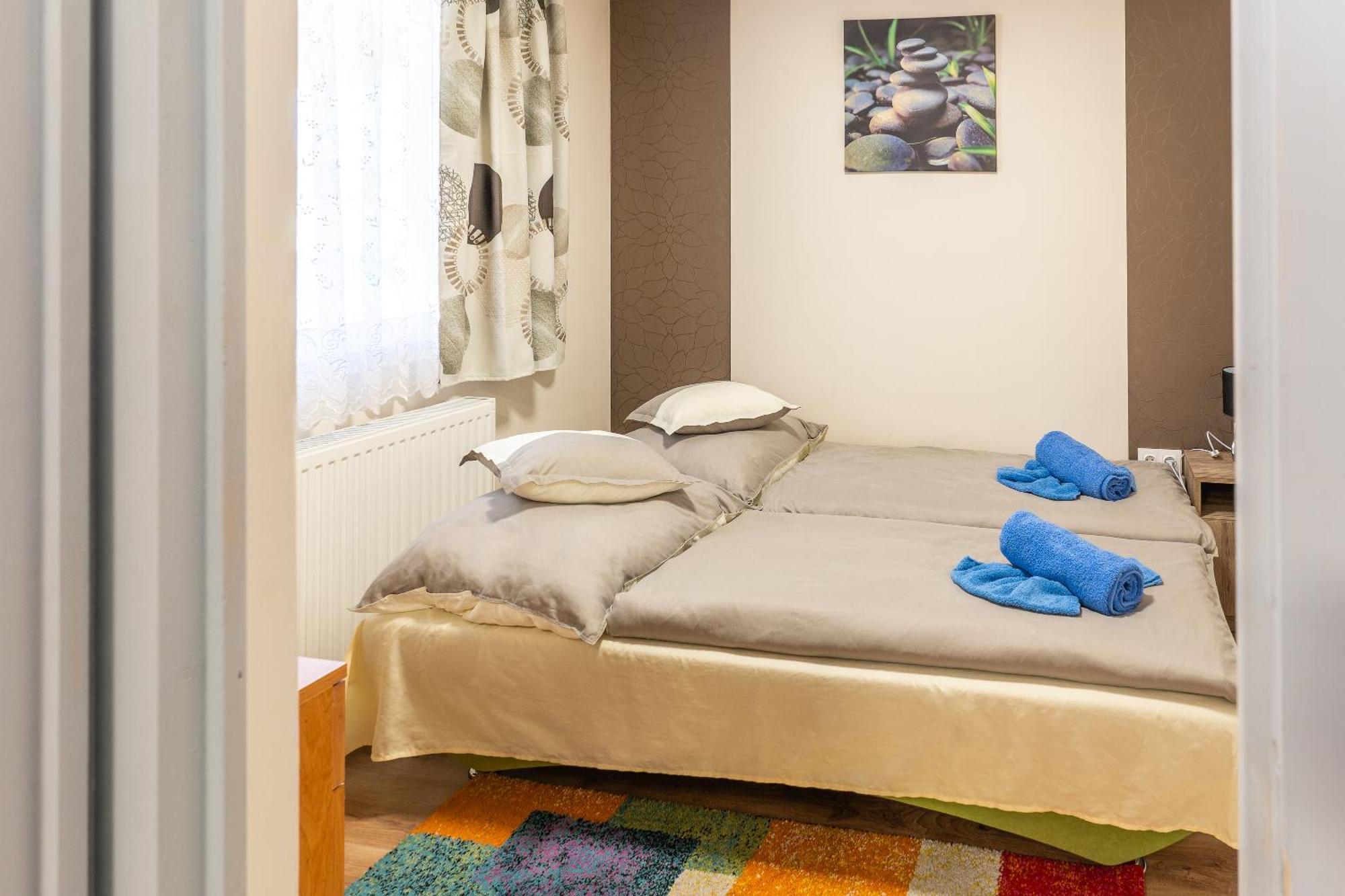 Lili Apartman Harkány Extérieur photo